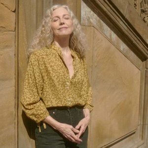 Doen O'Keefe top, S, gold winter meadow